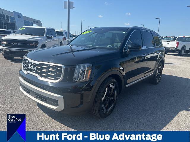 Used 2024 Kia Telluride S w/ S Sunroof Package