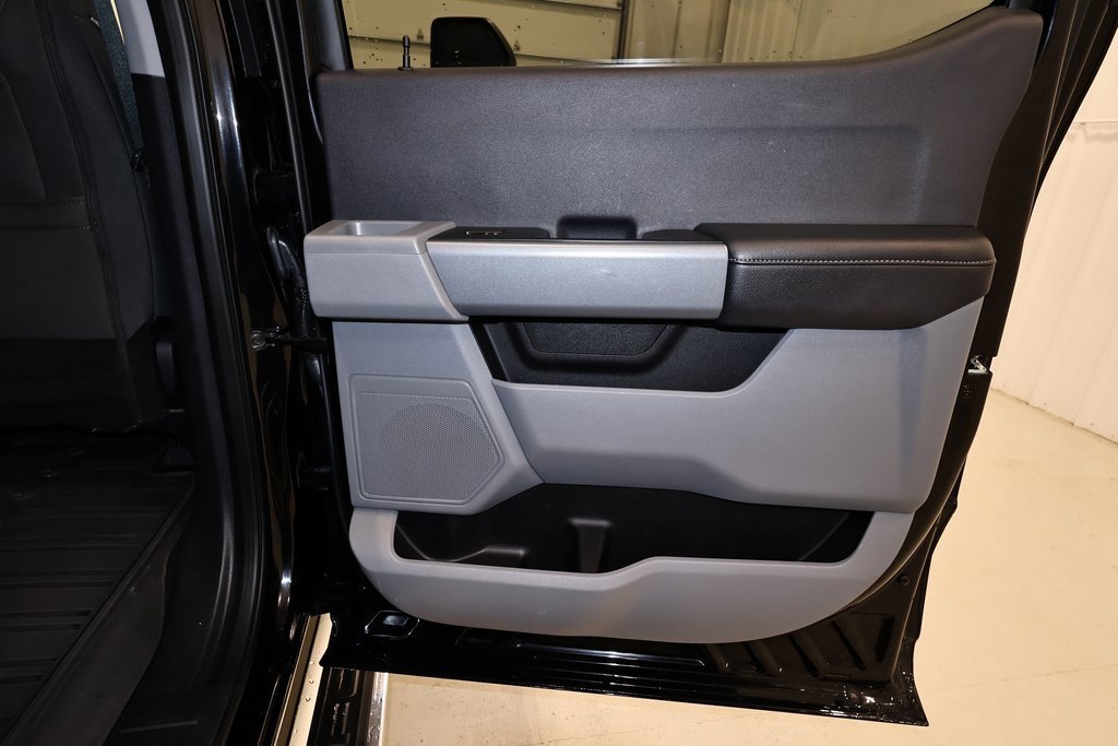 Certified 2024 Ford F450 XLT w/ 360-Degree Camera Package image 20