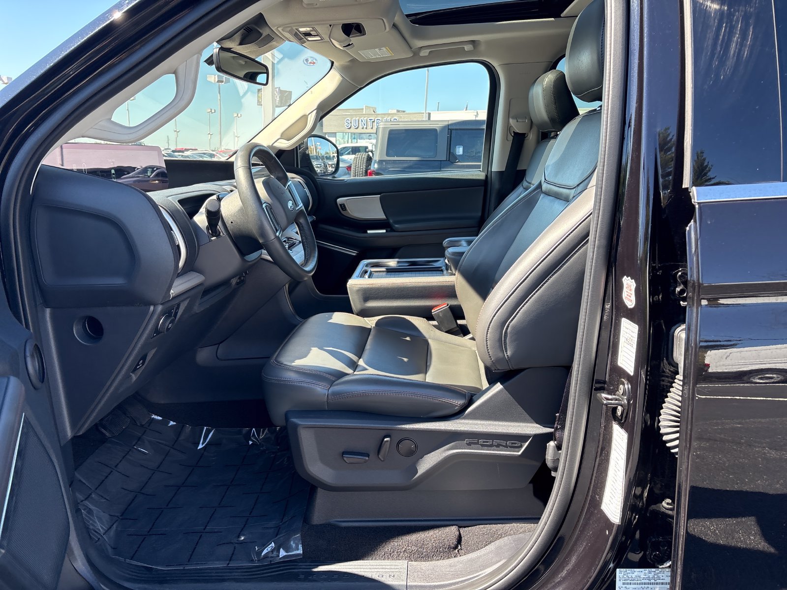 Certified 2025 Ford Expedition Max Active AWD/4WD image 10