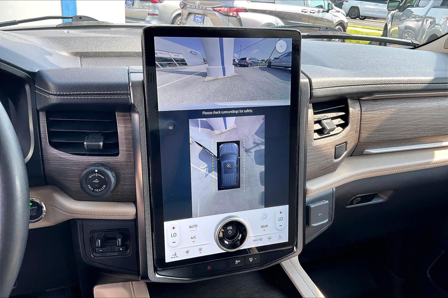 Certified 2023 Ford Expedition Limited AWD/4WD image 20