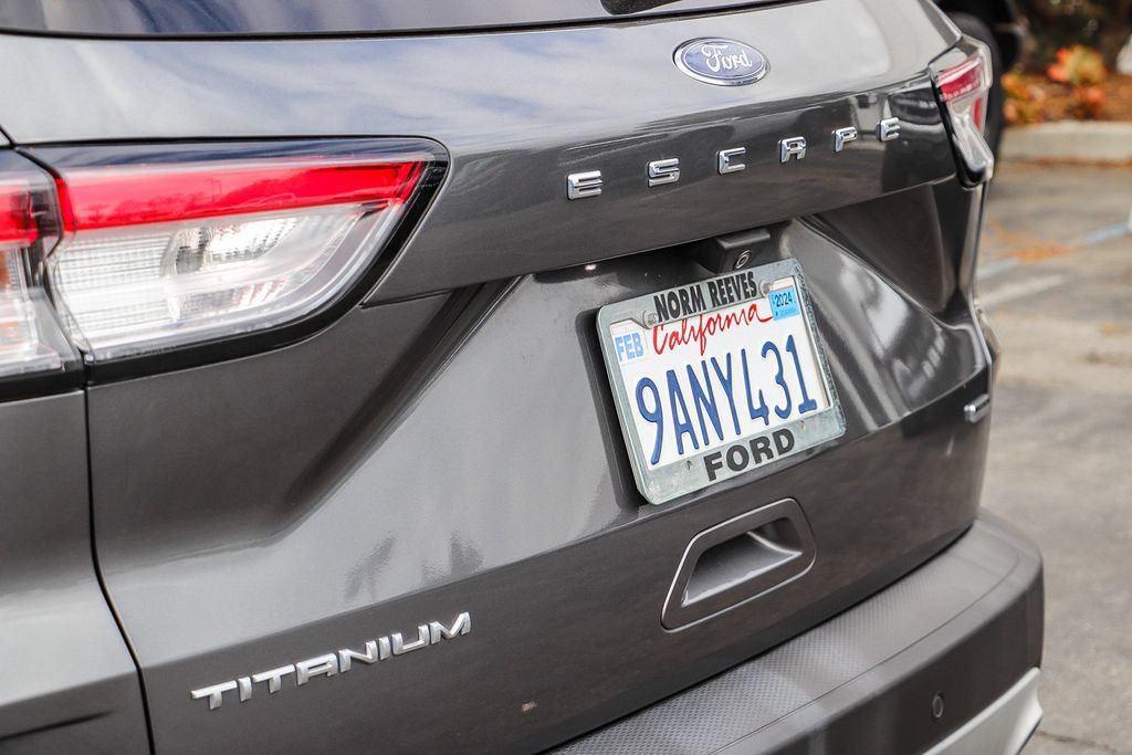 Certified 2022 Ford Escape Titanium w/ Titanium Premium Package FWD image 13