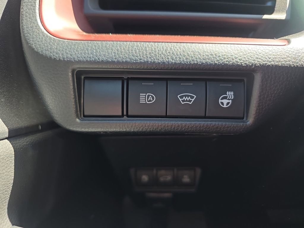 Used 2025 Toyota Prius Plug-In Hybrid w/ Limited Premium Package image 41