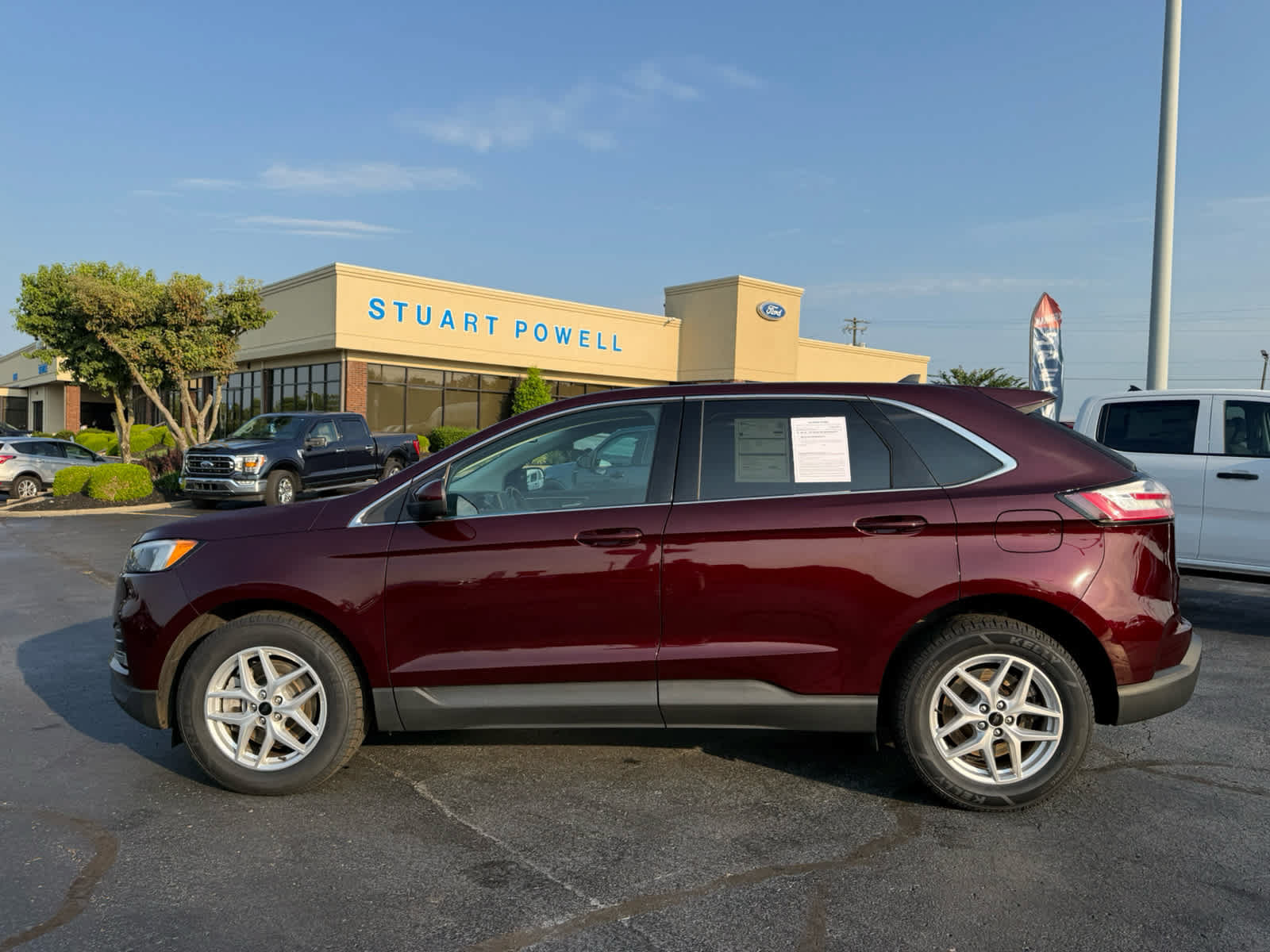 Certified 2023 Ford Edge SEL w/ Convenience Package AWD/4WD image 24