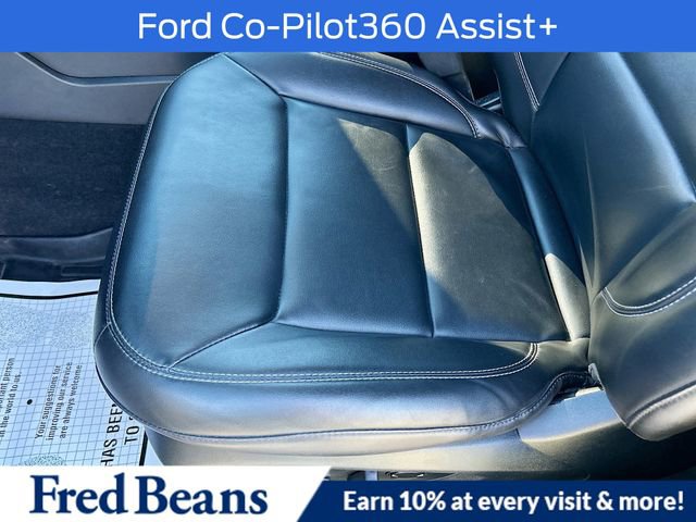 Certified 2022 Ford Explorer XLT w/ Equipment Group 202A image 23