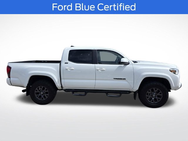 Used 2023 Toyota Tacoma SR5 RWD image 2