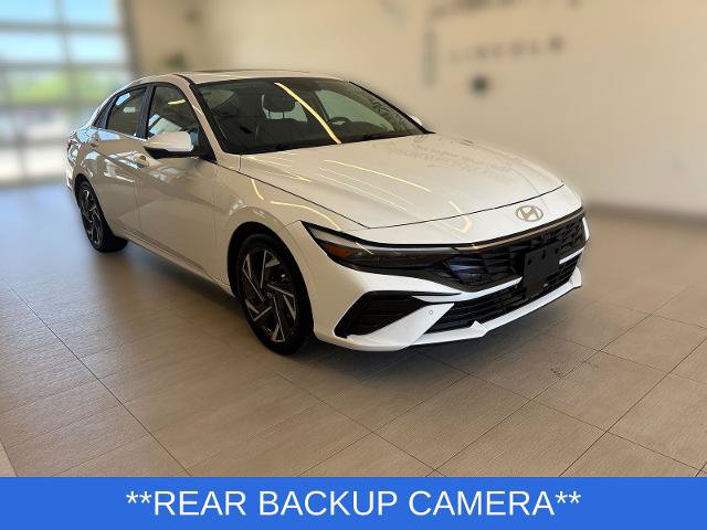 Used 2024 Hyundai Elantra Limited FWD image 5