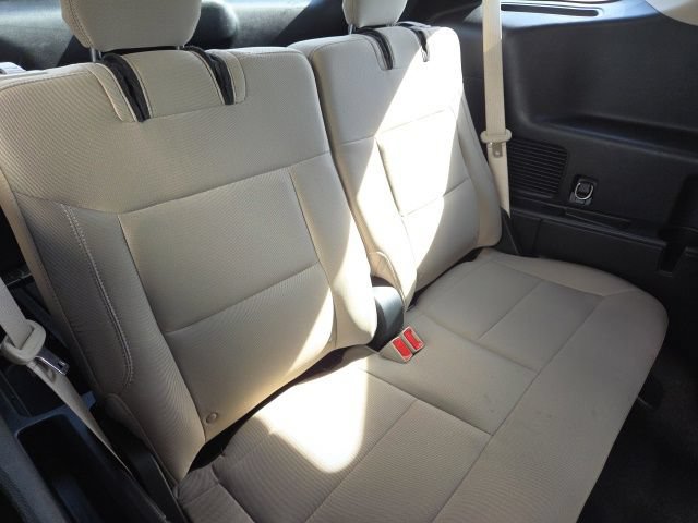 Certified 2022 Ford Explorer XLT RWD image 23