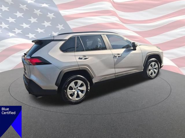 Used 2021 Toyota RAV4 LE FWD image 3