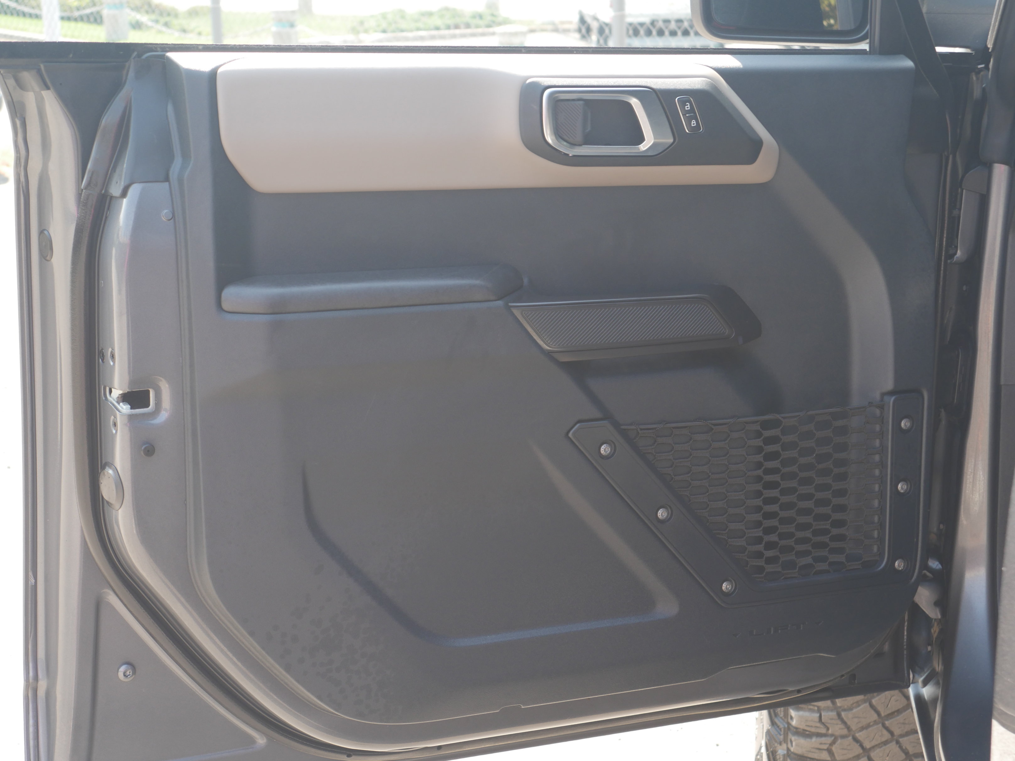 Certified 2024 Ford Bronco Wildtrak AWD/4WD image 36