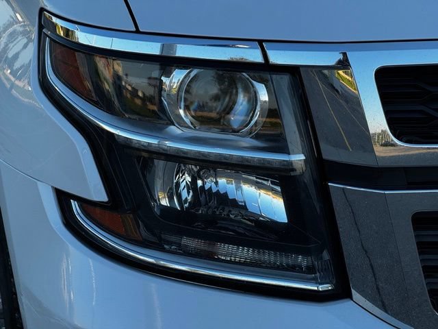 Used 2019 Chevrolet Suburban LT AWD/4WD image 40