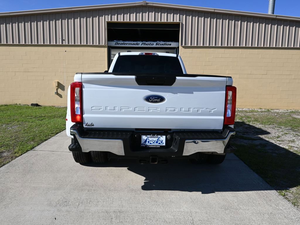 Certified 2024 Ford F350 XLT AWD/4WD image 21