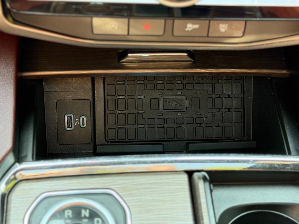 Certified 2024 Ford Expedition Limited AWD/4WD image 19