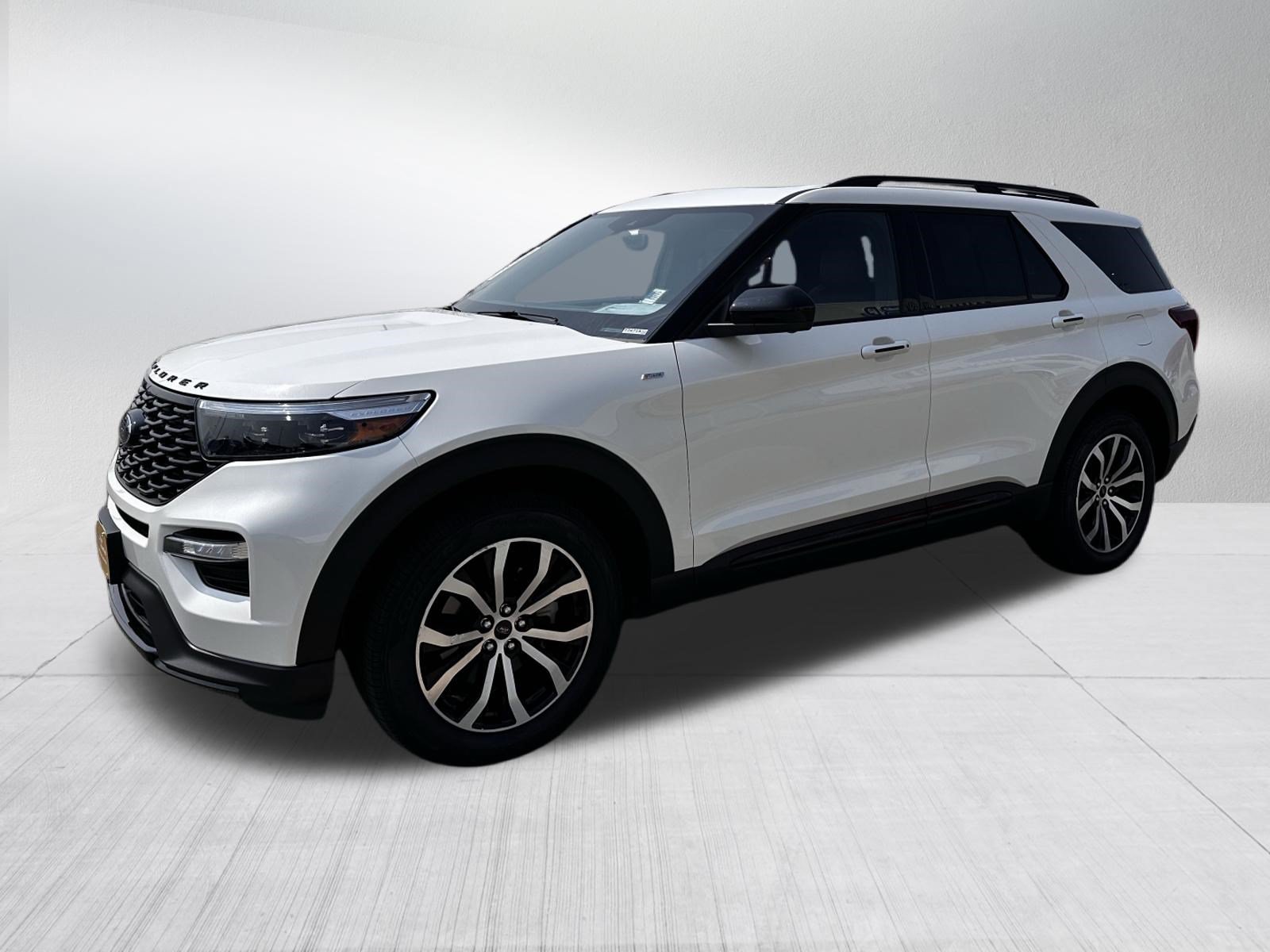 Certified 2023 Ford Explorer ST-Line w/ Class IV Trailer Tow Package AWD/4WD image 3