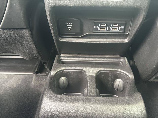 Used 2023 Jeep Grand Cherokee L Laredo AWD/4WD image 19