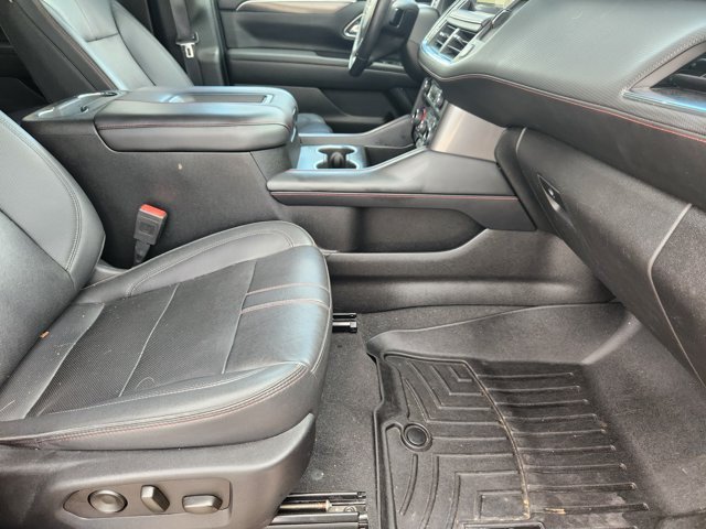 Used 2022 Chevrolet Suburban RST AWD/4WD image 16