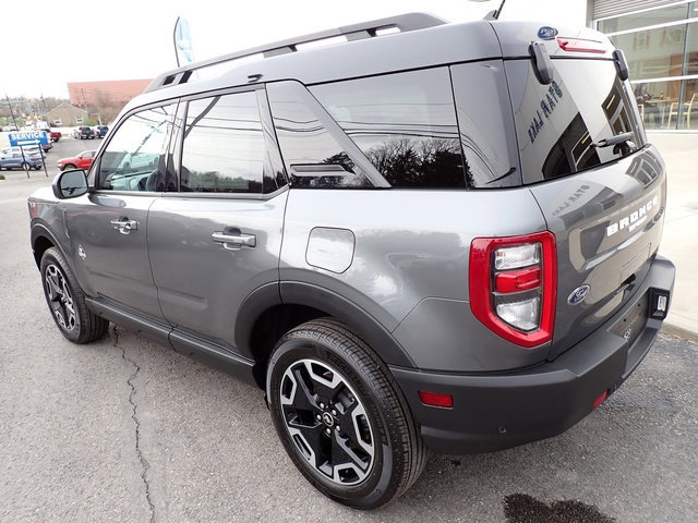 Certified 2024 Ford Bronco Sport Outer Banks image 3