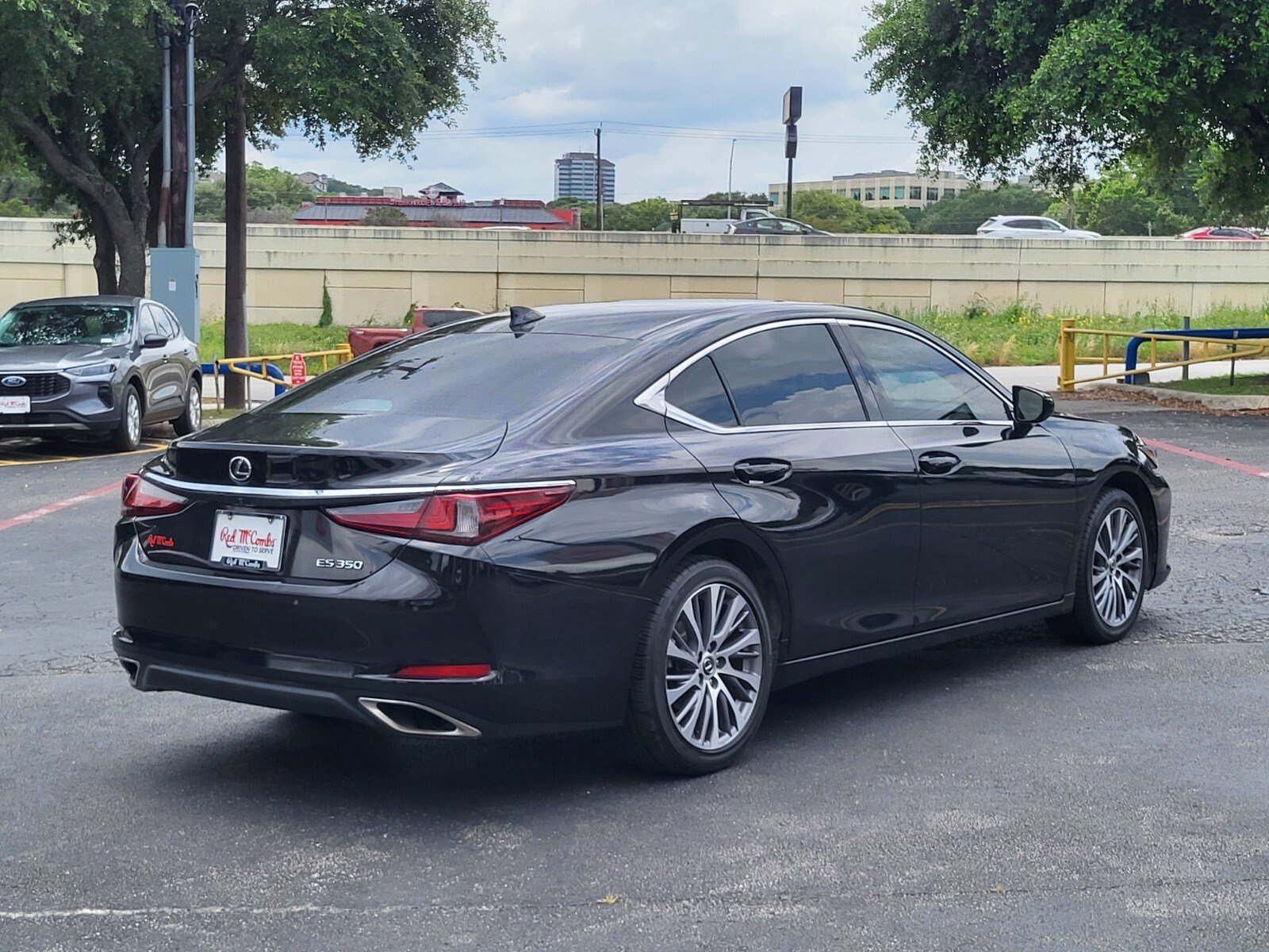 Used 2021 Lexus ES 350 w/ Premium Package FWD image 4