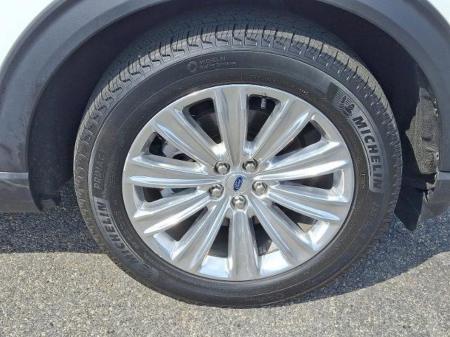 Certified 2023 Ford Explorer Limited w/ Limited Technology Package image 8