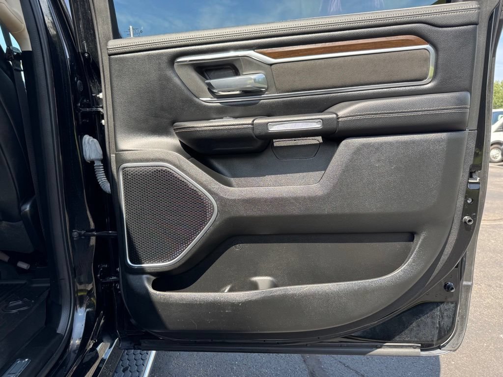Used 2021 RAM 1500 Laramie AWD/4WD image 26