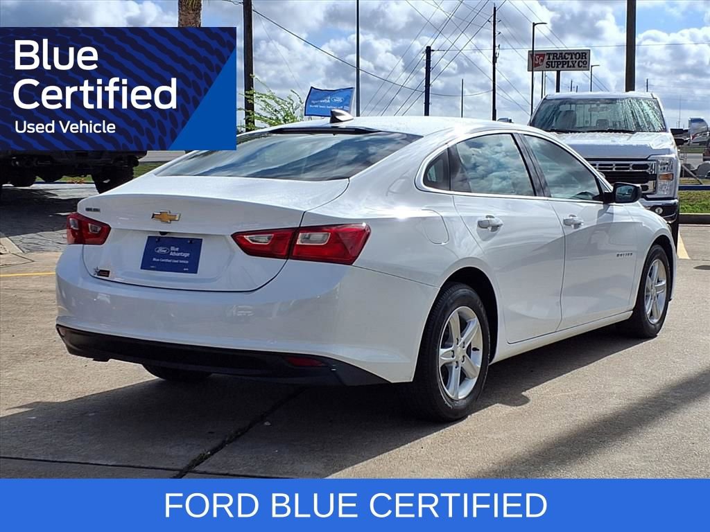 Used 2022 Chevrolet Malibu LS image 2