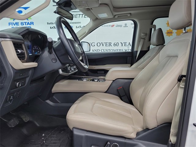 Certified 2022 Ford Expedition Limited image 8