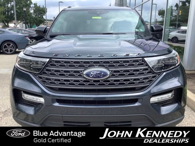 Certified 2023 Ford Explorer XLT w/ Equipment Group 202A AWD/4WD image 7