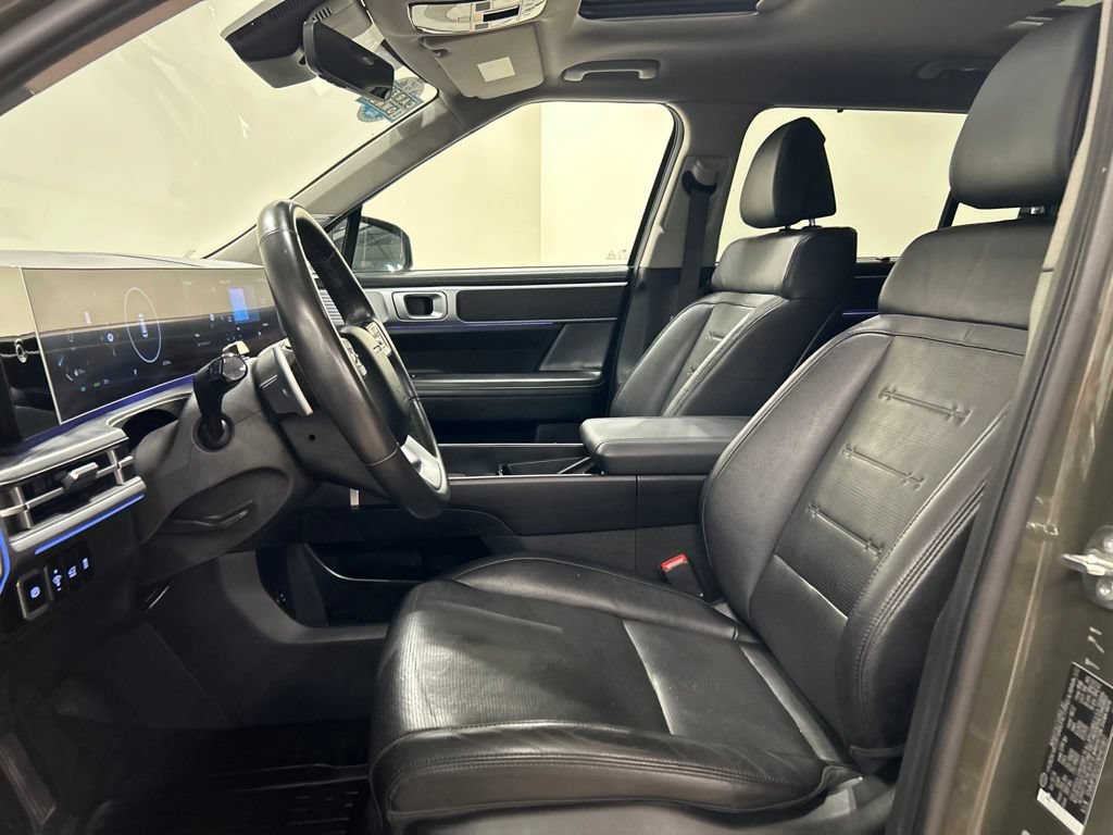 Used 2024 Hyundai Santa Fe Limited AWD/4WD image 11