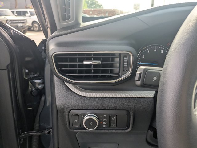Certified 2022 Ford Explorer XLT w/ Equipment Group 202A AWD/4WD image 16