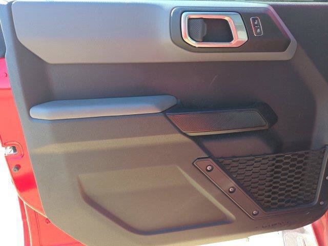 Certified 2022 Ford Bronco Big Bend w/ Sasquatch Package AWD/4WD image 33