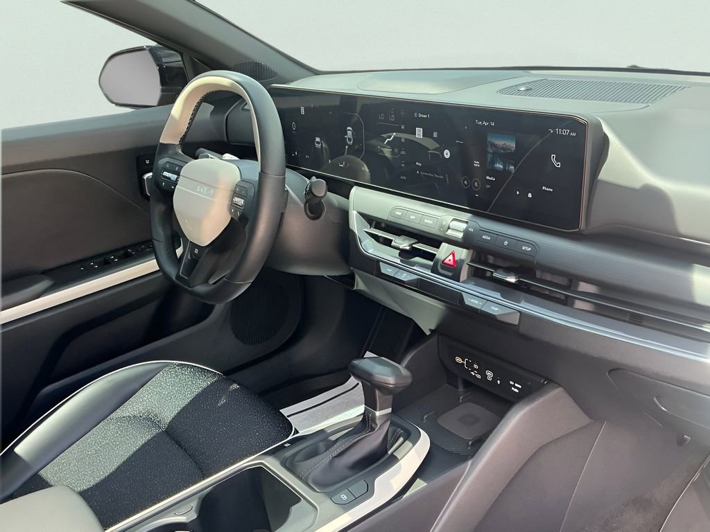 Used 2025 Kia K4 GT-Line w/ GT-Line Sunroof Package FWD image 12