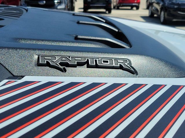 Certified 2025 Ford F150 Raptor AWD/4WD image 9