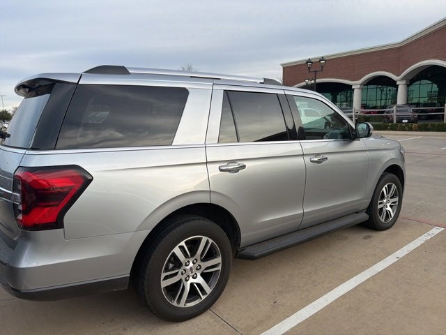 Certified 2024 Ford Expedition Limited image 3