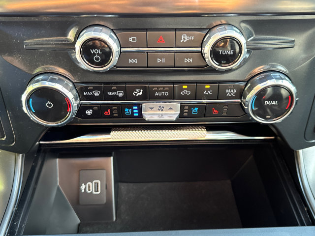 Certified 2025 Ford F150 Lariat AWD/4WD image 35