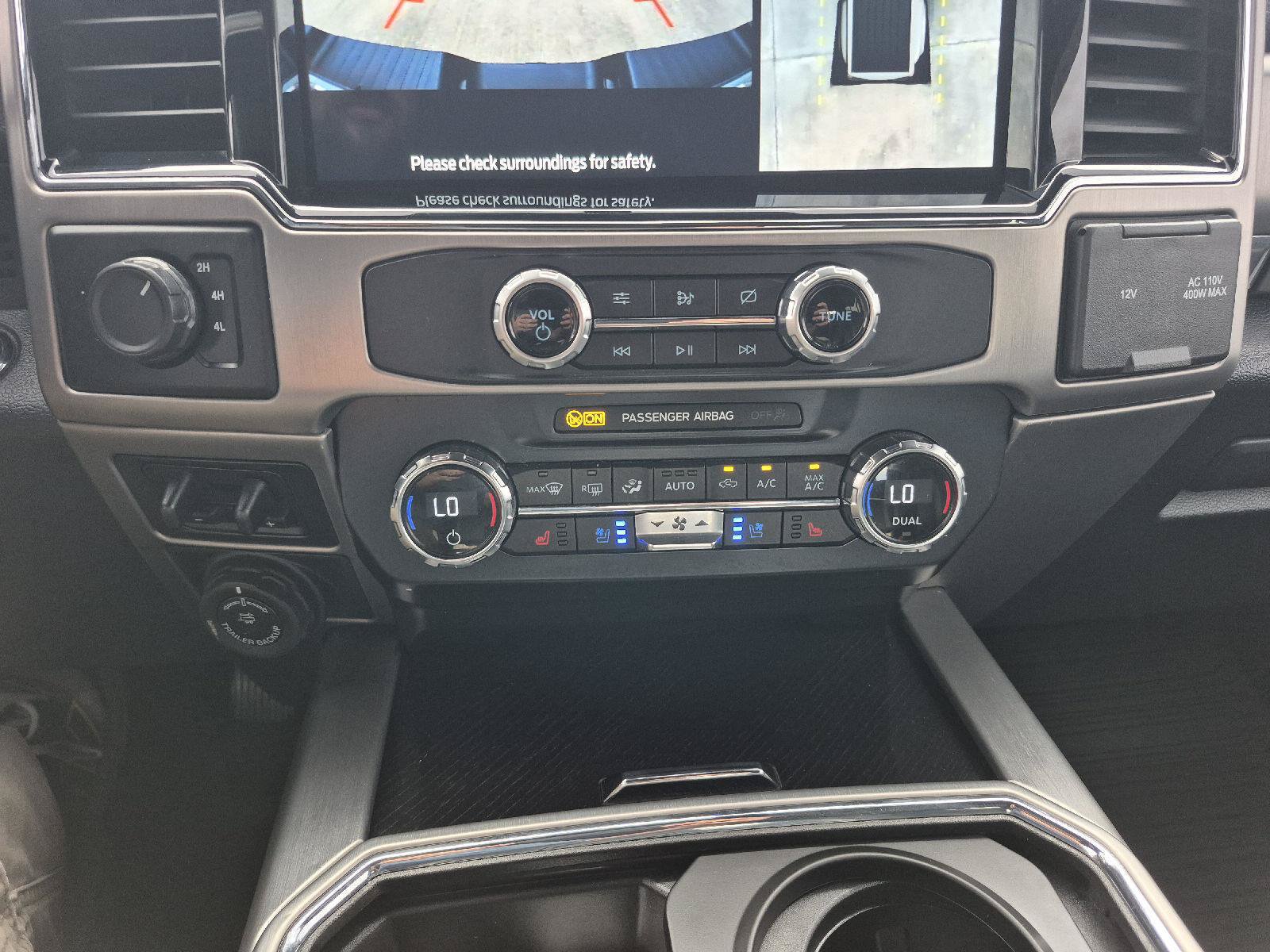 Certified 2022 Ford F450 Platinum w/ FX4 Off-Road Package AWD/4WD image 7