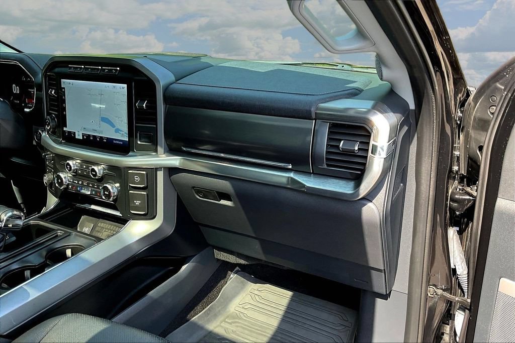 Certified 2022 Ford F150 Lariat w/ Equipment Group 502A High AWD/4WD image 29