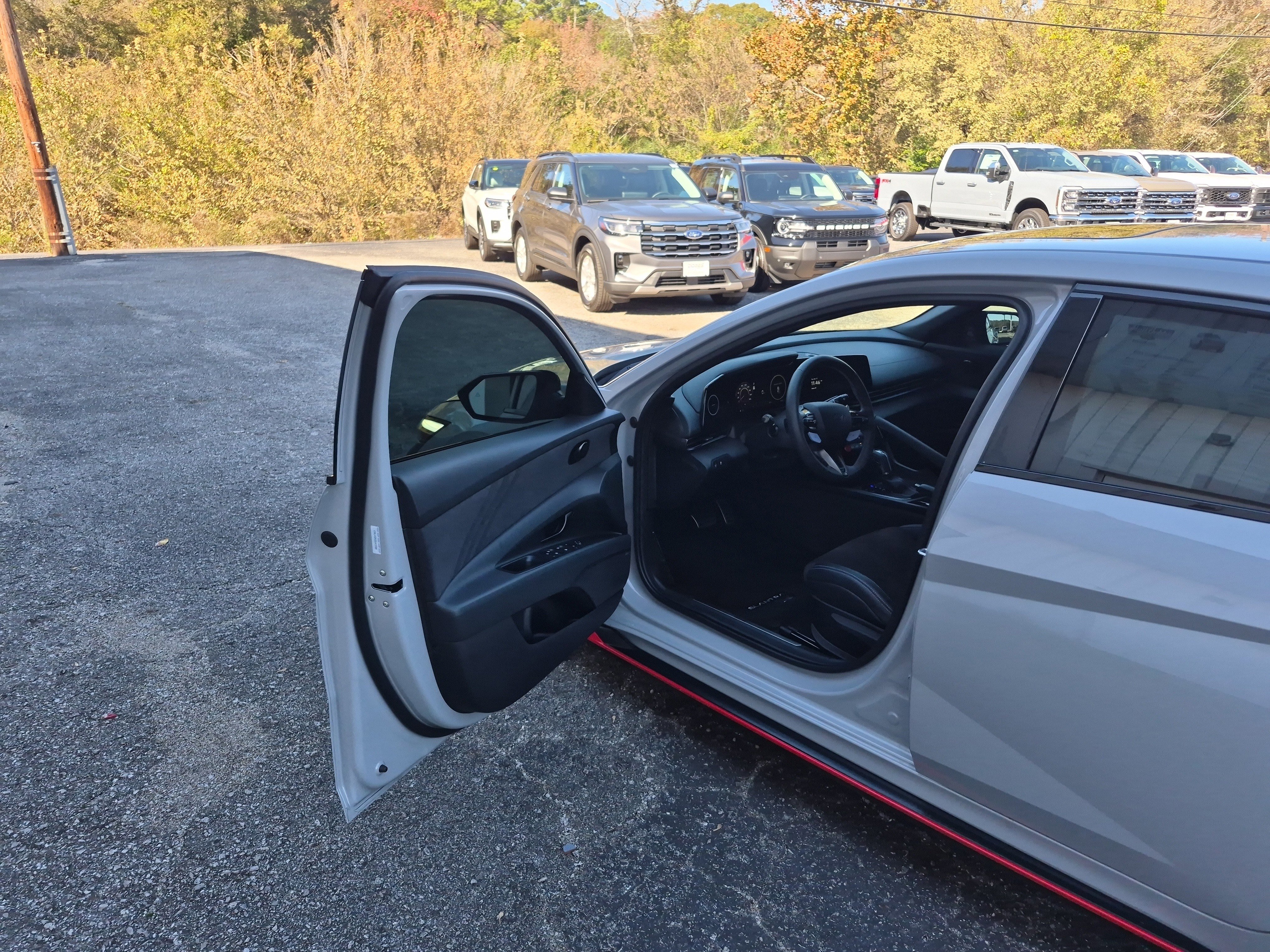 Used 2025 Hyundai Elantra N image 9