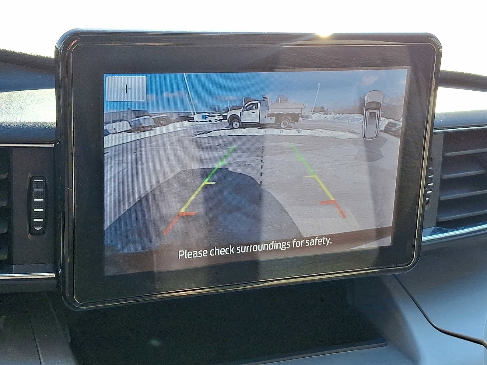 Certified 2022 Ford Explorer XLT w/ Equipment Group 202A image 21