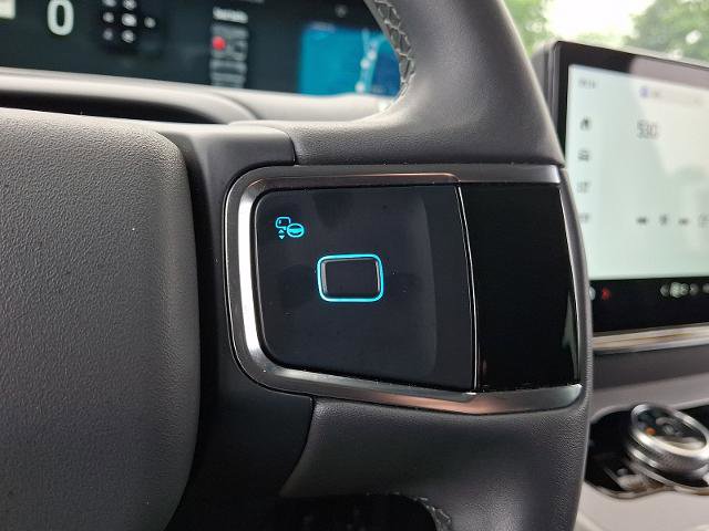 Certified 2025 Ford Expedition Active AWD/4WD image 21