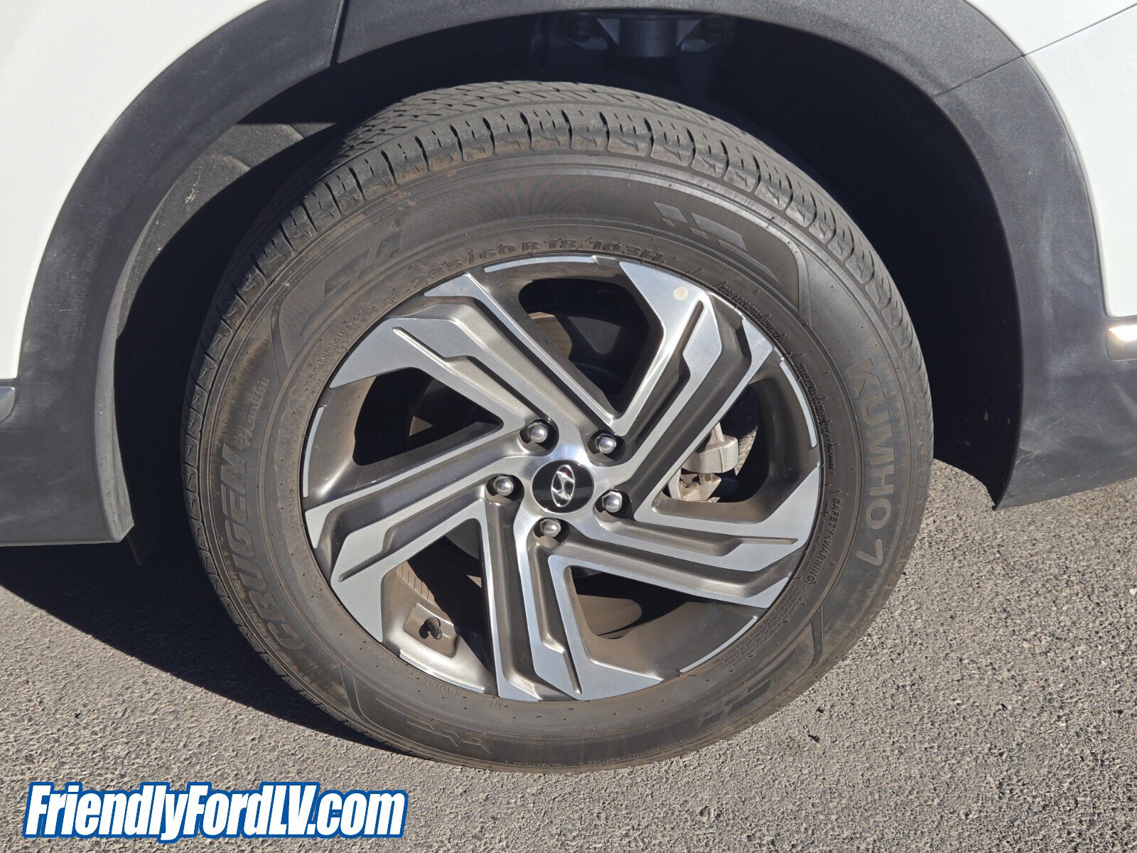 Used 2022 Hyundai Santa Fe SEL w/ Cargo Package FWD image 4