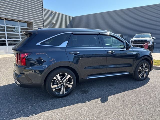 Used 2024 Kia Sorento EX AWD/4WD image 5