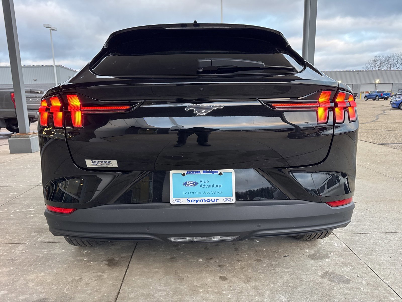 Certified 2025 Ford Mustang Mach-E Premium image 3