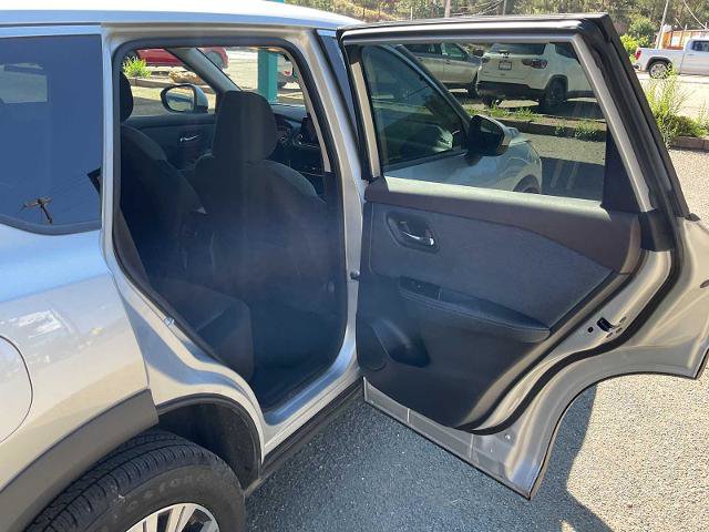 Used 2023 Nissan Rogue SV AWD/4WD image 28