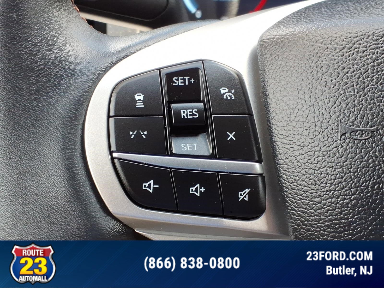 Certified 2025 Ford Explorer Active w/ Active Comfort Package AWD/4WD image 13