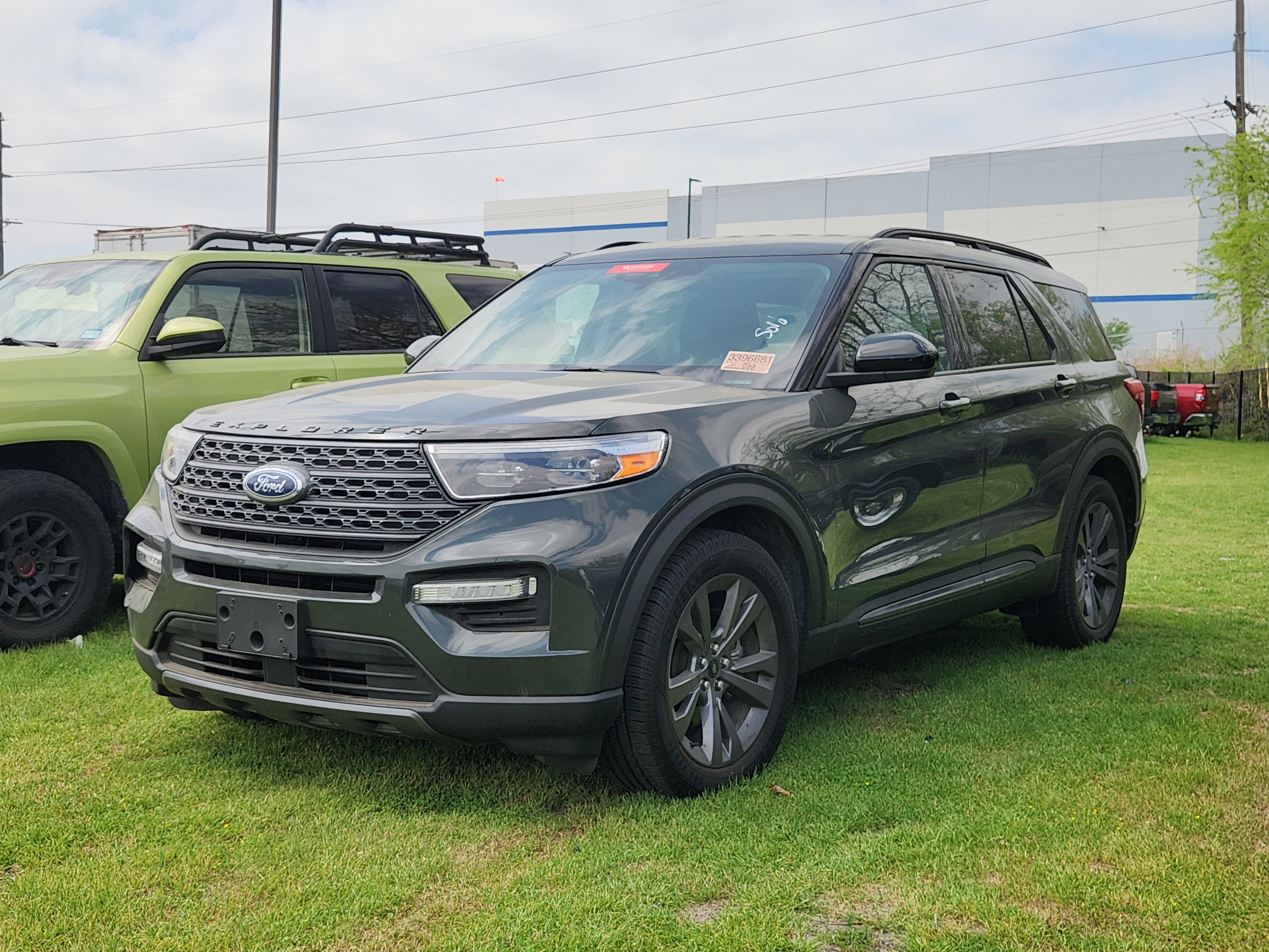 Certified 2023 Ford Explorer XLT w/ Equipment Group 202A image 1