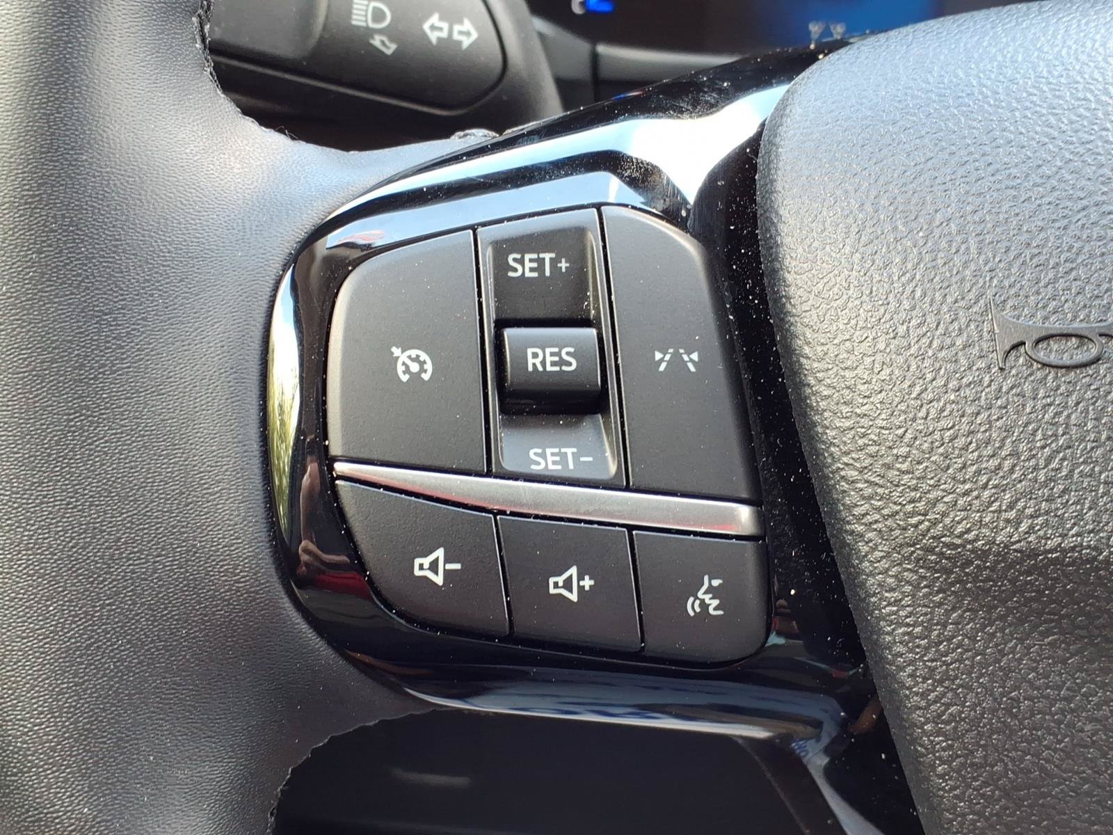 Certified 2025 Ford Escape Active w/ Cold Weather Package AWD/4WD image 22
