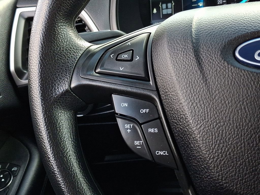 Certified 2022 Ford Edge SE image 21