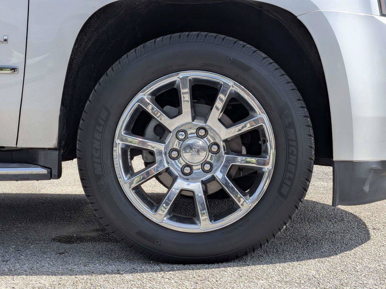 Used 2018 GMC Yukon Denali w/ Open Road Package AWD/4WD image 4