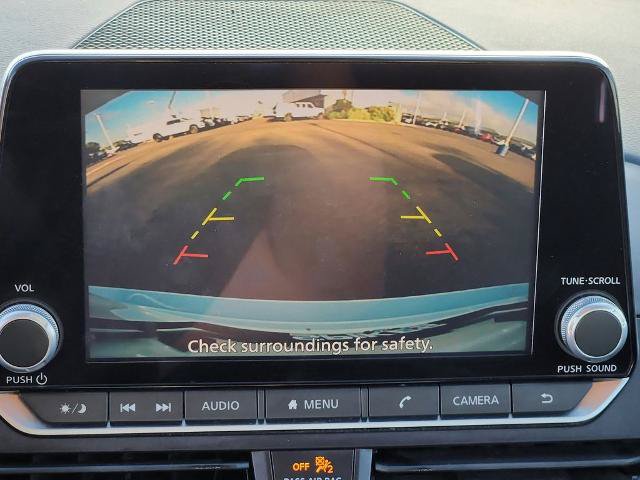 Used 2025 Nissan Altima 2.5 SV FWD image 14