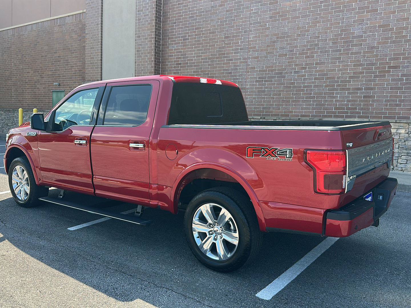 Certified 2020 Ford F150 Platinum w/ Equipment Group 701A Luxury AWD/4WD image 3