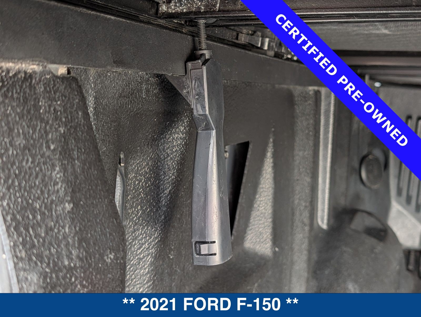 Certified 2021 Ford F150 XLT w/ Equipment Group 302A High RWD image 17